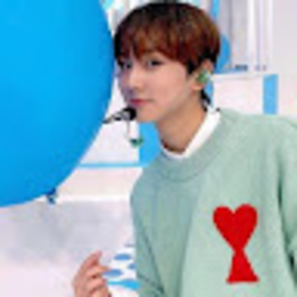 Meet your Posher, Yuri